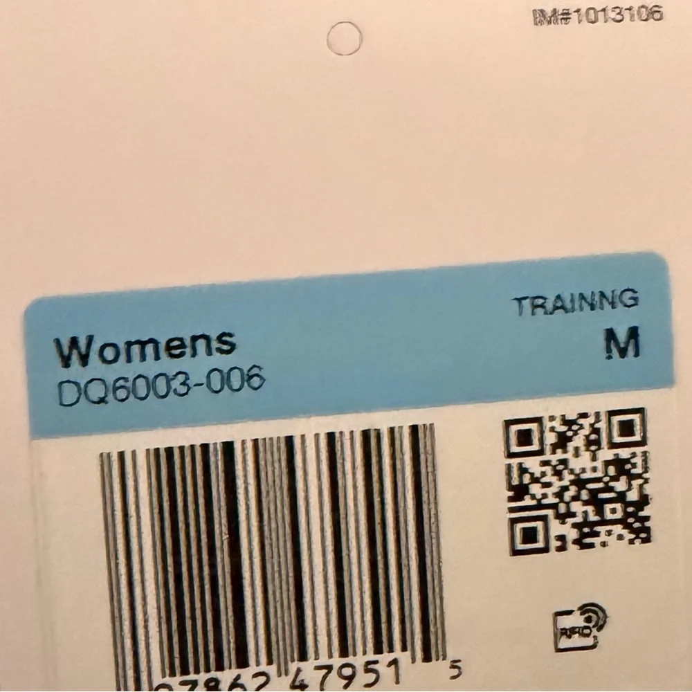 New Nike Women's Zenvy Gentle-Support High-Waisted 8" Biker Shorts size - Picture 5 of 7